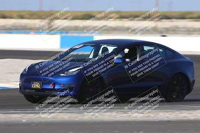 media/Nov-08-2025-Speed Ventures (Sat) [[1c7a6332f5]]/TC B/Session 3 (Turn 1)/